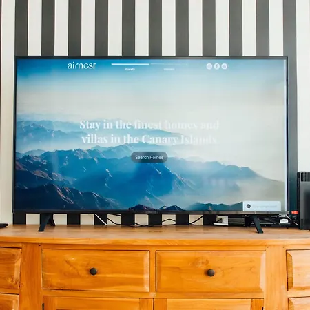 Spectacular 3-bedroom Ocean View In Canteras Las Palmas de Gran Canaria