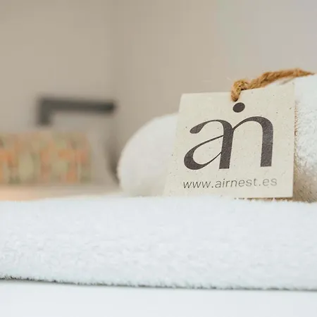 Апартаменти Spectacular 3-bedroom Ocean View In Canteras