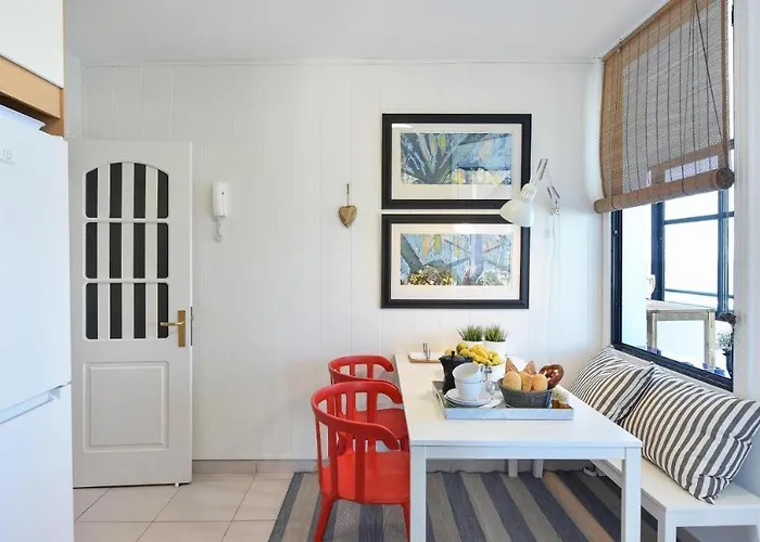 Spectacular 3-bedroom Ocean View In Canteras