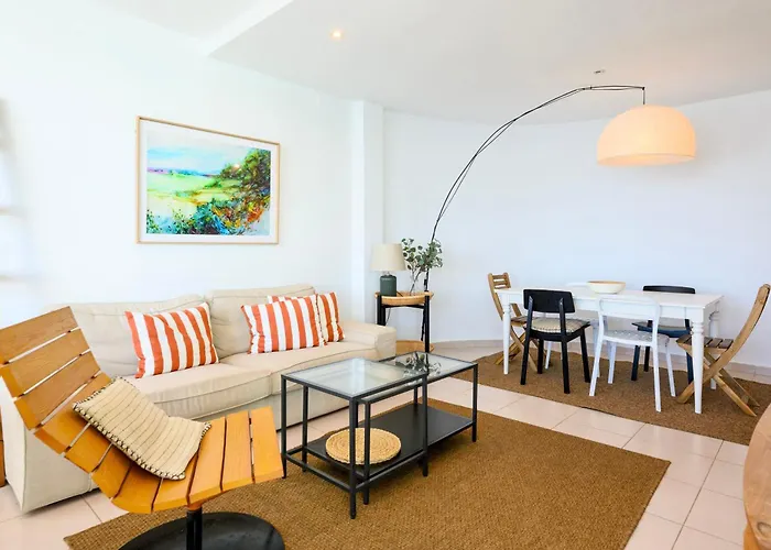 Spectacular 3-bedroom Ocean View In Canteras *