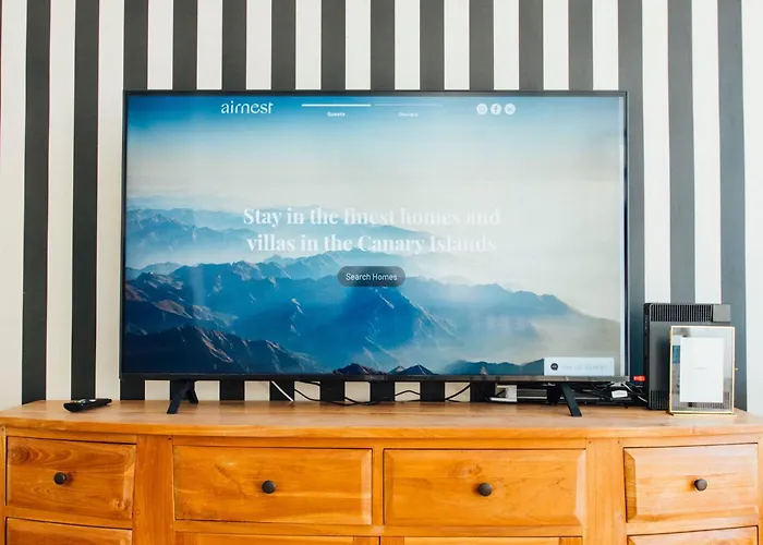 Spectacular 3-bedroom Ocean View In Canteras Las Palmas de Gran Canaria