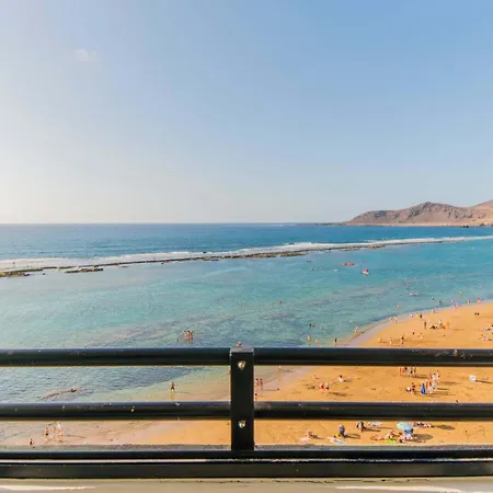 Spectacular 3-bedroom Ocean View In Canteras Las Palmas de Gran Canaria